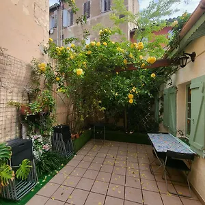 Apartment 2p. Jardin Calme Centre-ville, Marseilles